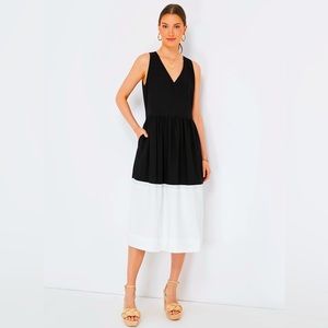 Tuckernuck’s own Pomander Place color-block dress in size LARGE.